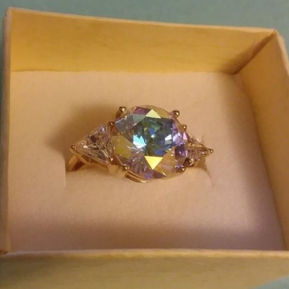 Jewelry - Ring